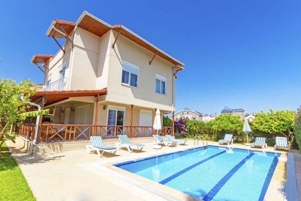 Paradise Town Villa Alison 베렉 외부 사진