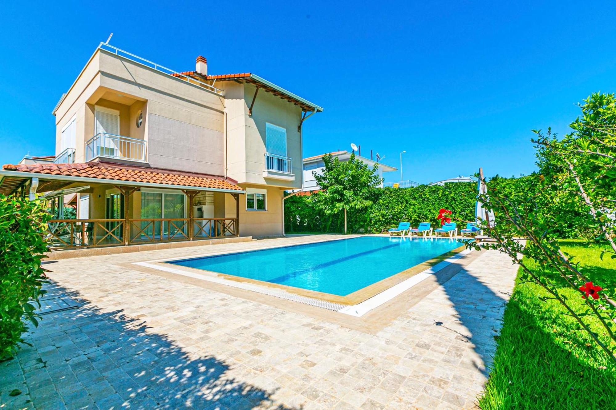 Paradise Town Villa Alison 베렉 외부 사진